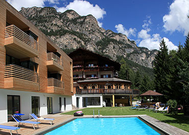 Dolomites Mountain Hotel Piné